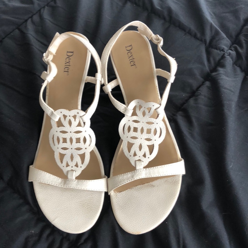 White wedges
